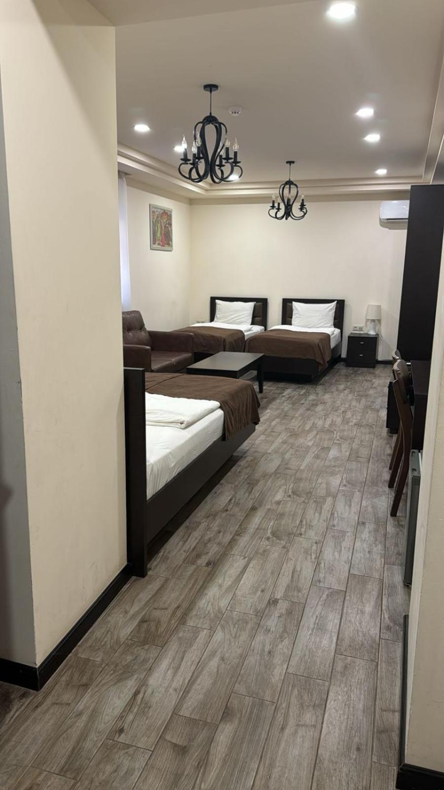 Boutique Living Hotel Yerevan Exterior photo